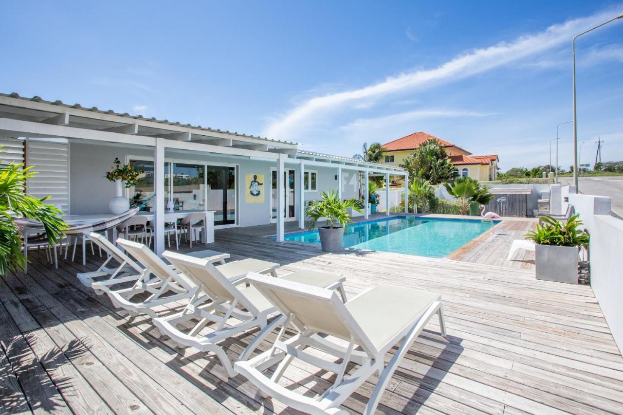 Villa Vermaire Apartments วิลเลมสตัด ภายนอก รูปภาพ